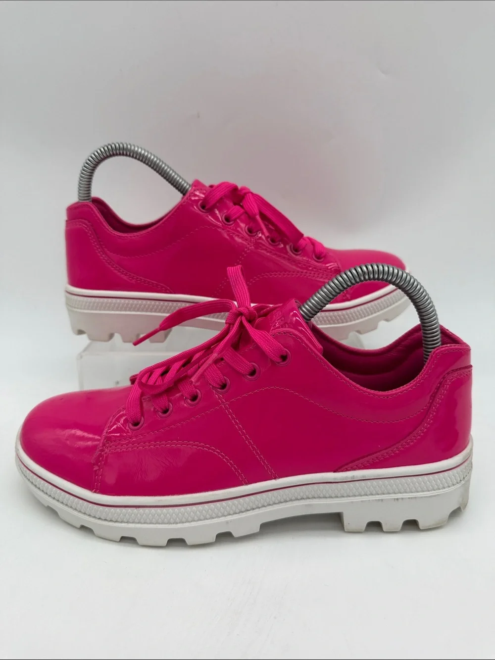 Skechers Women's 155201 Hot Pink Patent Roadies 90sBBY Casual Shoes Size 7.5